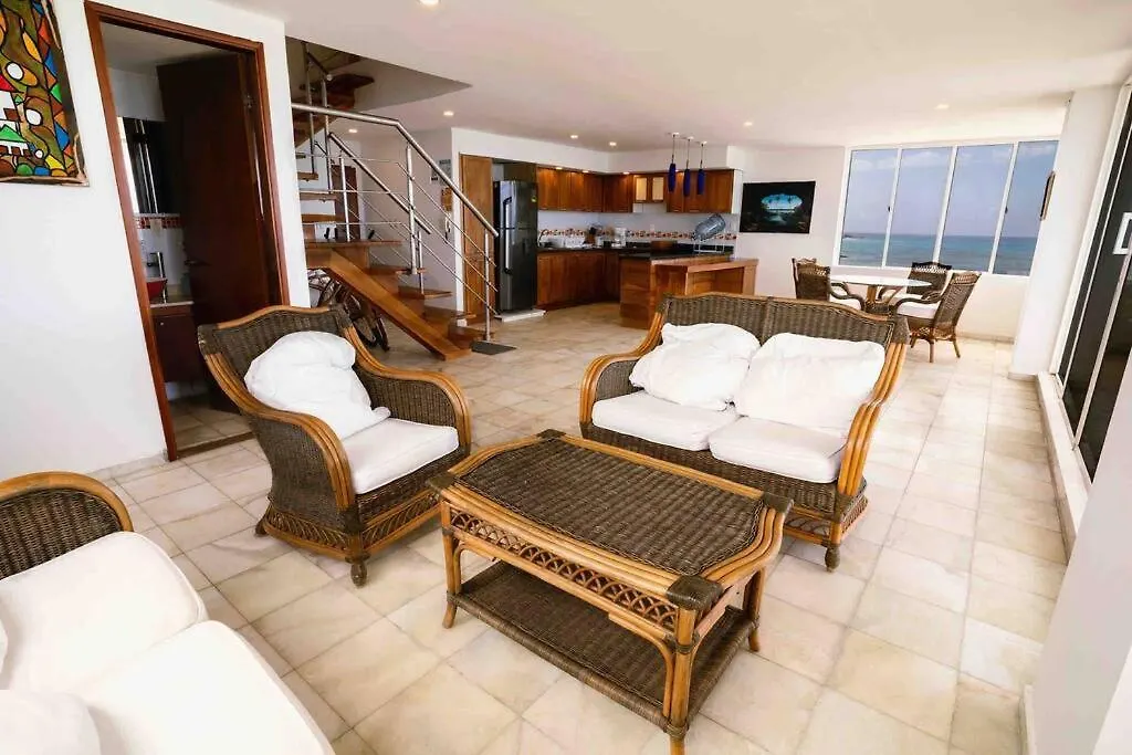 Apartamento PENTHOUSE BARLOVENTO para 19 personas San Andrés Colombia